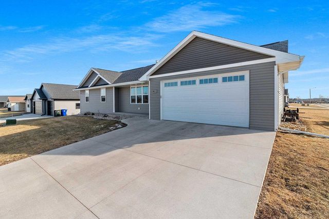 2301 CAMPFIRE COURT, Kaukauna, WI 54130