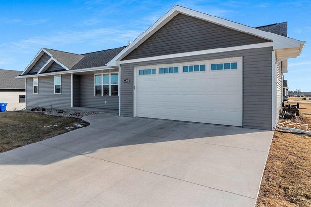 2301 CAMPFIRE COURT, Kaukauna, WI 54130