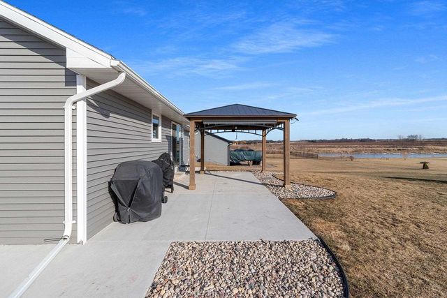 2301 CAMPFIRE COURT, Kaukauna, WI 54130