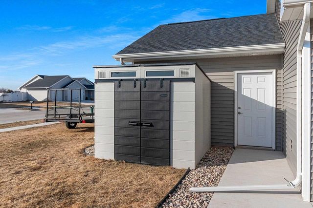 2301 CAMPFIRE COURT, Kaukauna, WI 54130