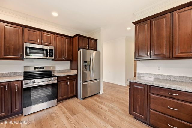 100 Dancer Lane, Oak Ridge, TN 37830