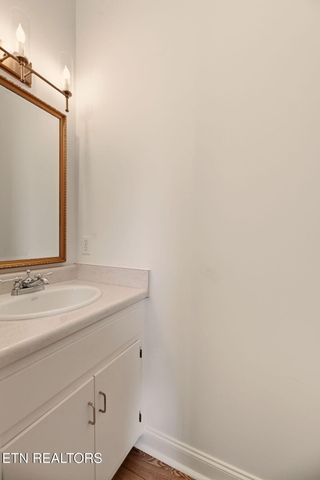 100 Dancer Lane, Oak Ridge, TN 37830