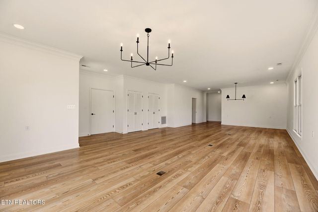 100 Dancer Lane, Oak Ridge, TN 37830