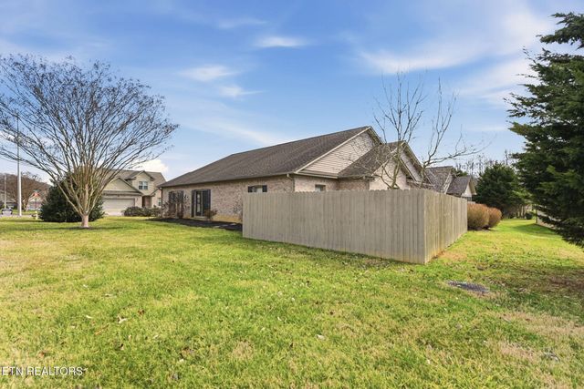 100 Dancer Lane, Oak Ridge, TN 37830
