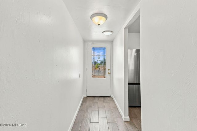 8261 E Kenyon Drive, Tucson, AZ 85710