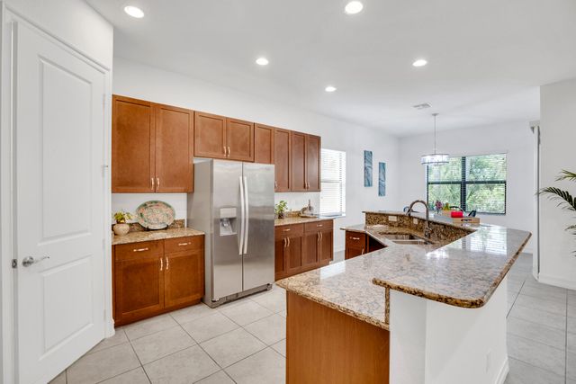 5585 40th Avenue, Vero Beach, FL 32967