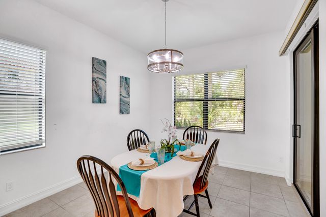 5585 40th Avenue, Vero Beach, FL 32967