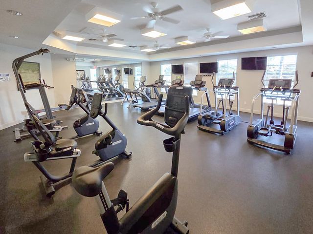 5585 40th Avenue, Vero Beach, FL 32967