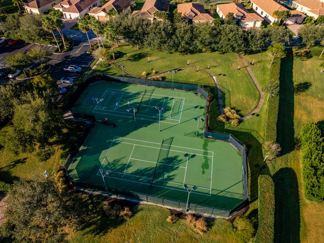 5585 40th Avenue, Vero Beach, FL 32967