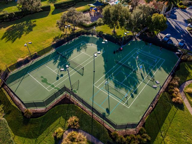 5585 40th Avenue, Vero Beach, FL 32967