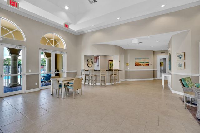 5585 40th Avenue, Vero Beach, FL 32967