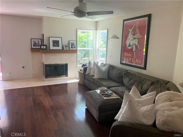 5013 Evanwood Avenue, Oak Park, CA 91377