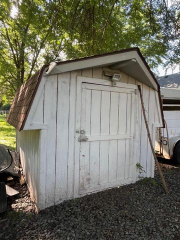 520 E 5th Street, Litchfield, MN 55355