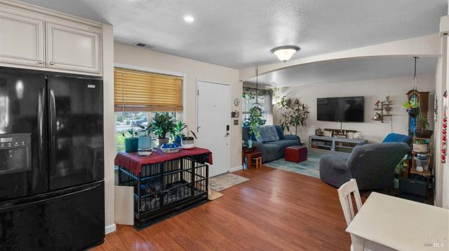 424 Holly St, Vallejo, CA 94589