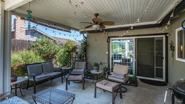 424 Holly St, Vallejo, CA 94589