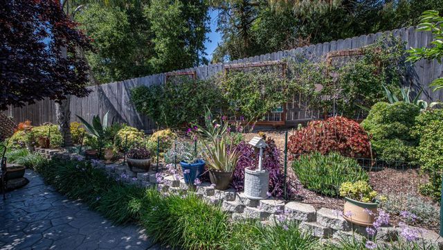 424 Holly St, Vallejo, CA 94589
