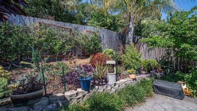424 Holly St, Vallejo, CA 94589