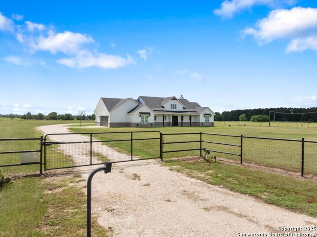 32139 Giboney Road, Hempstead, TX 77445 — photo 4
