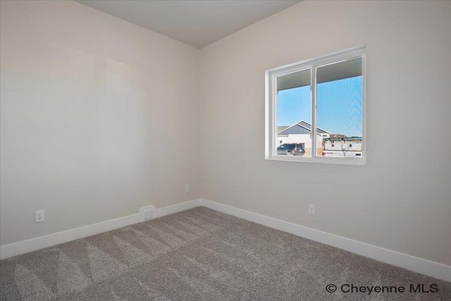 5722 ALEX RANCH RD, Cheyenne, WY 82007