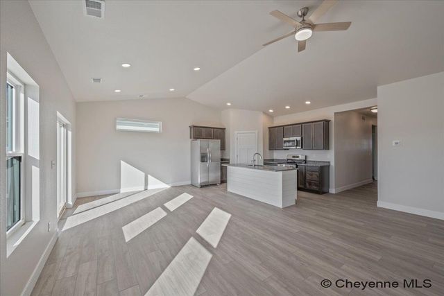 5722 ALEX RANCH RD, Cheyenne, WY 82007