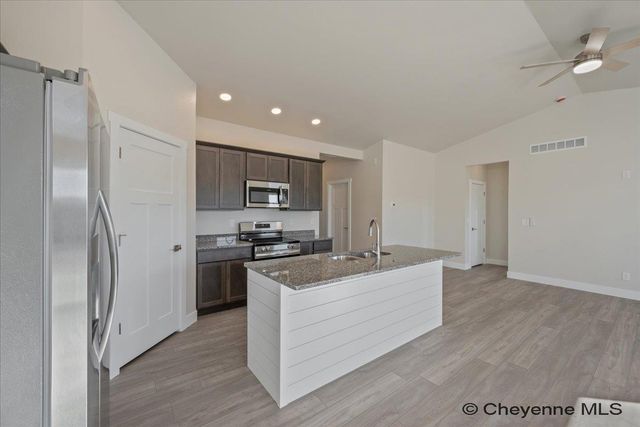 5722 ALEX RANCH RD, Cheyenne, WY 82007