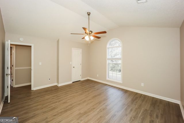 5651 Eagles Feather Lane, Riverdale, GA 30274