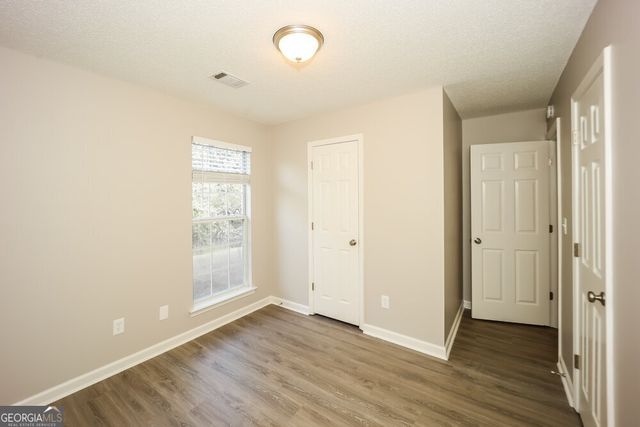 5651 Eagles Feather Lane, Riverdale, GA 30274