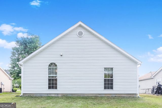 5651 Eagles Feather Lane, Riverdale, GA 30274