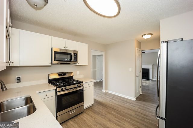 5651 Eagles Feather Lane, Riverdale, GA 30274