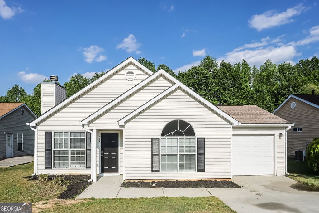 5651 Eagles Feather Lane, Riverdale, GA 30274