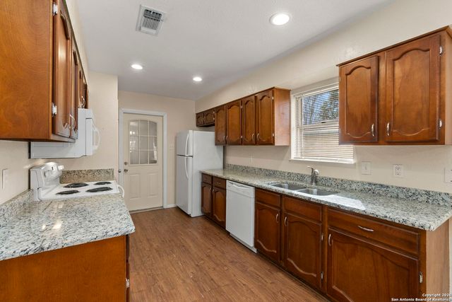 1329 Poppy, New Braunfels, TX 78130