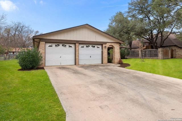 1329 Poppy, New Braunfels, TX 78130