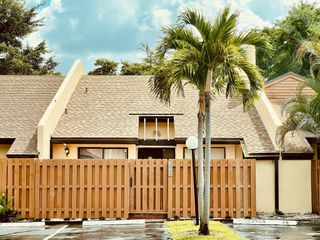 3948 NW 77TH Avenue 3948, Davie, FL 33024