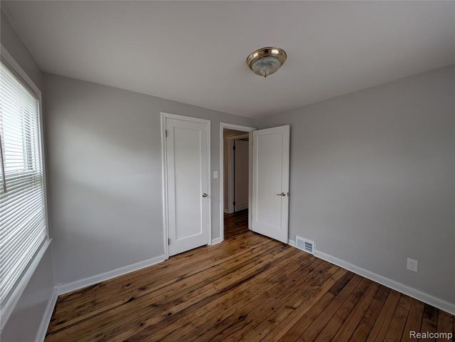 15329 Vaughan Street, Detroit, MI 48223