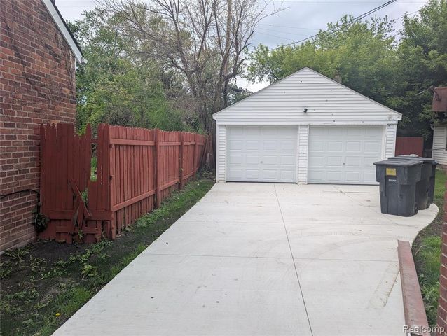 15329 Vaughan Street, Detroit, MI 48223