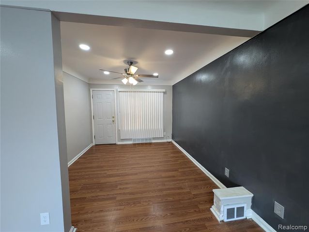 15329 Vaughan Street, Detroit, MI 48223