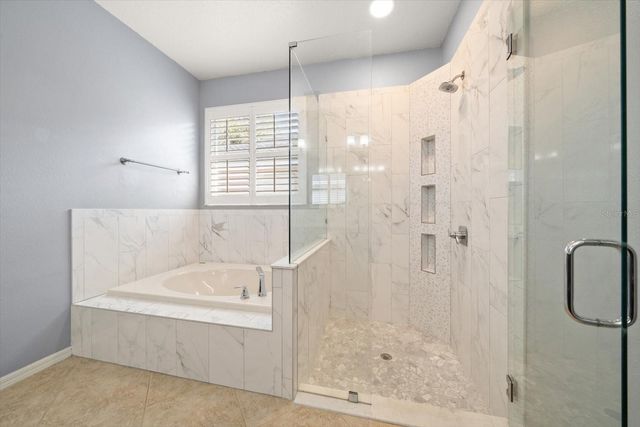 10539 WEYBRIDGE DRIVE, Tampa, FL 33626