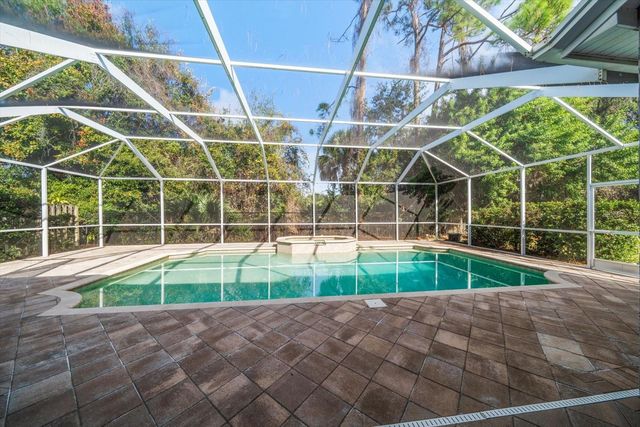 10539 WEYBRIDGE DRIVE, Tampa, FL 33626