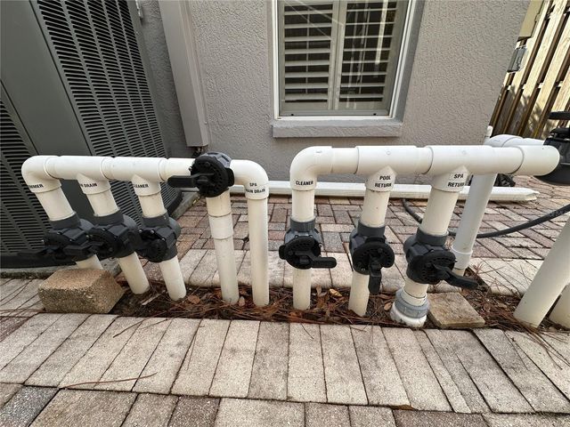 10539 WEYBRIDGE DRIVE, Tampa, FL 33626