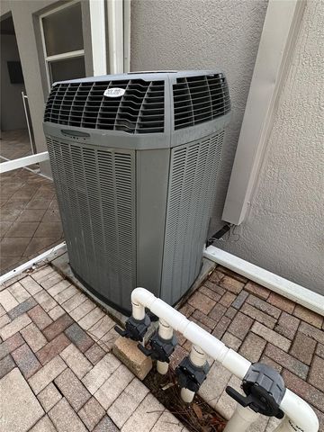 10539 WEYBRIDGE DRIVE, Tampa, FL 33626