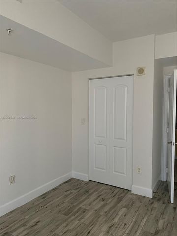 1830 Radius Dr 407, Hollywood, FL 33020