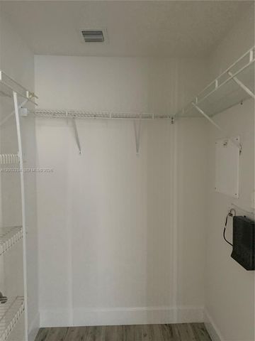 1830 Radius Dr 407, Hollywood, FL 33020