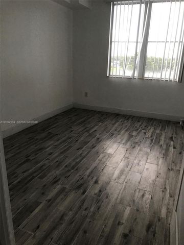 1830 Radius Dr 407, Hollywood, FL 33020