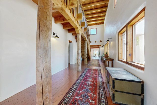 300 Chimaja Road, Corrales, NM 87048