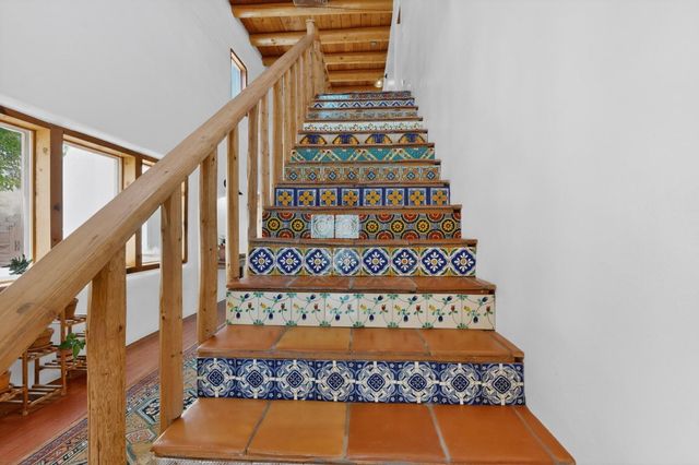 300 Chimaja Road, Corrales, NM 87048