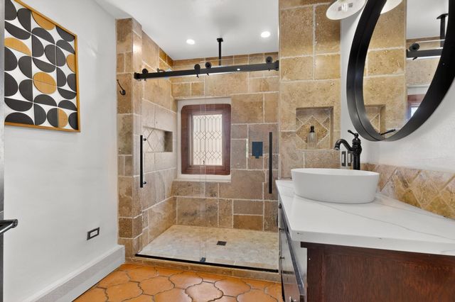 300 Chimaja Road, Corrales, NM 87048