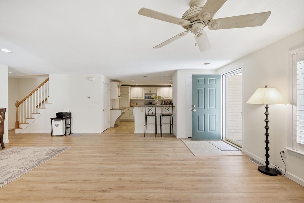 11 Sterling Drive 11, Kennebunk, ME 04043 — photo 5