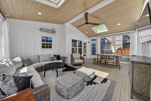 556 Crimson Oak Lane, Fuquay Varina, NC 27526