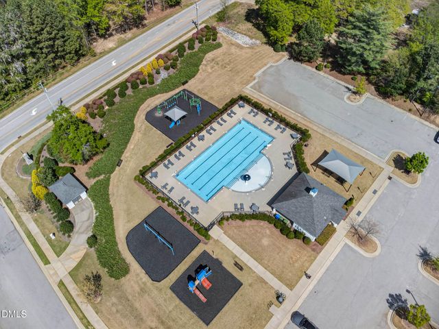 556 Crimson Oak Lane, Fuquay Varina, NC 27526