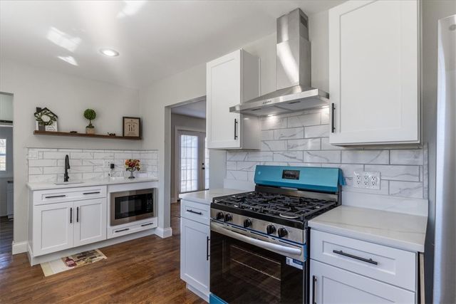 21776 Highway 62, Garfield, AR 72732